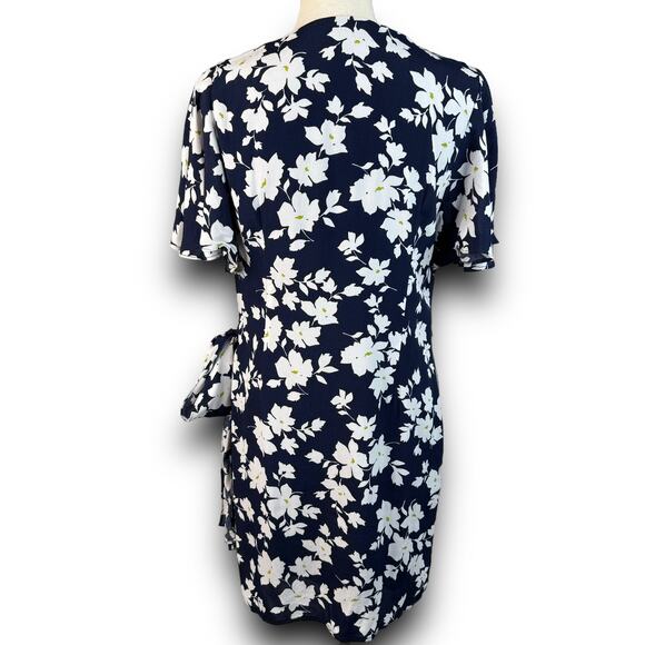 VICI More Sun Days Blue Floral Wrap Mini Dress Vneck Short Sleeve Size Medium - Picture 8 of 10